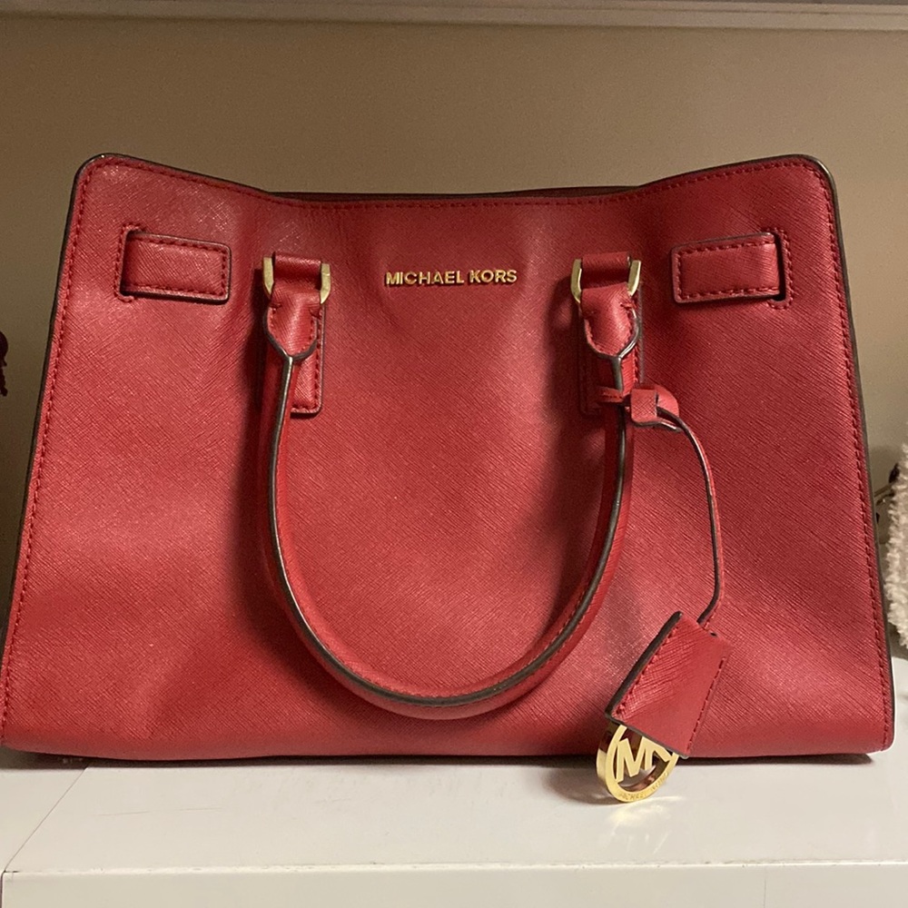 Authentic Pre-Owned Michael Kors leather Bag in Red